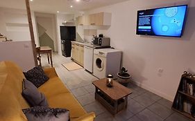 Appartement Cocooning au bourg Saint Julien L'ars
